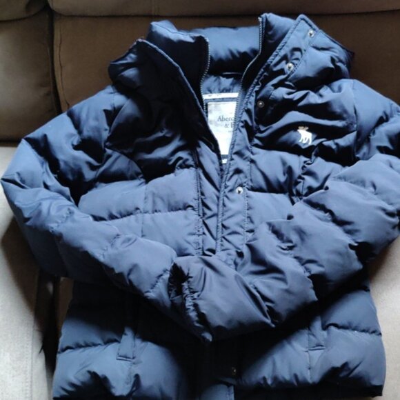 Abercrombie & Fitch Women's Navy Puffer Coat - Picture 3 of 3